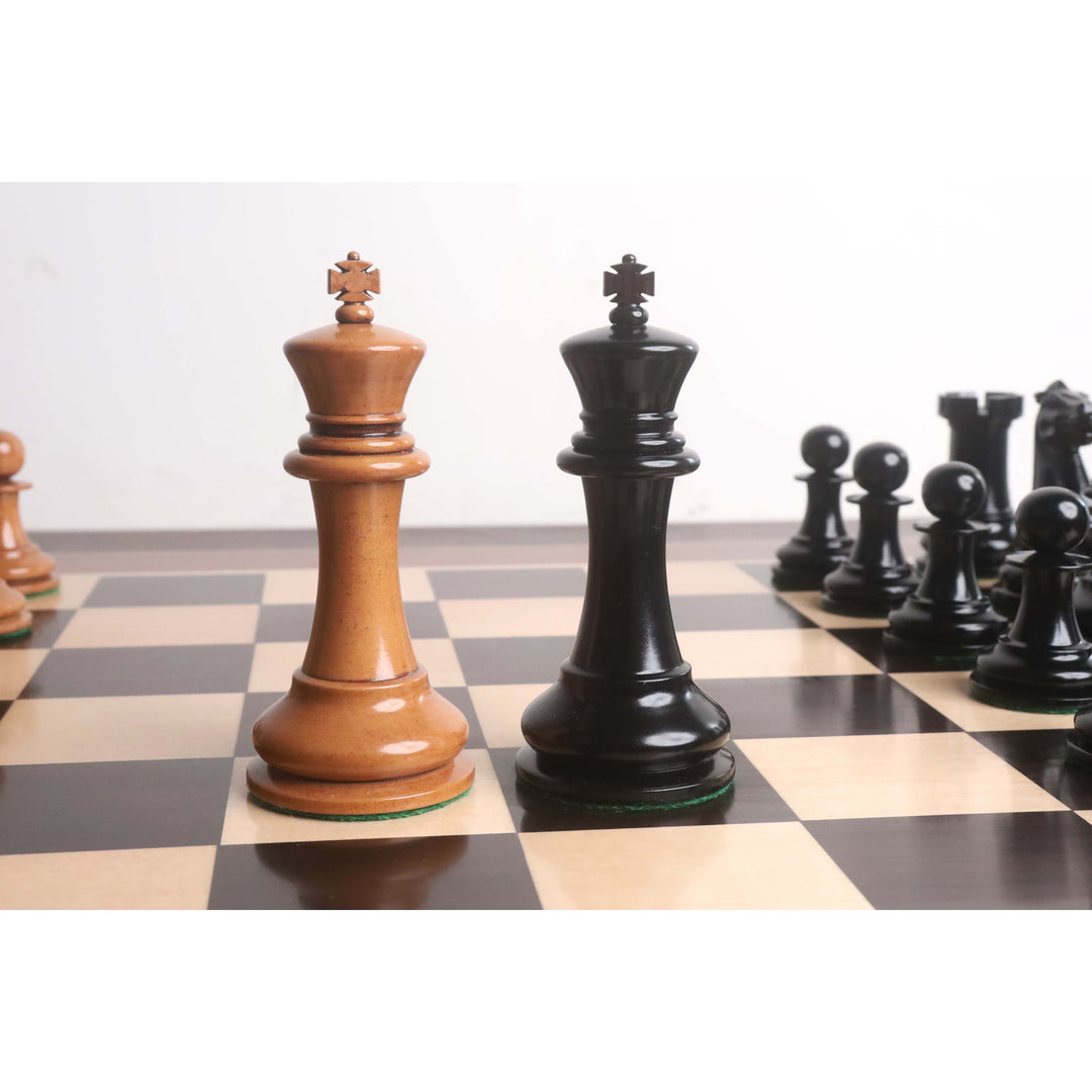 Nieco niedoskonały oryginalny zestaw szachów Staunton z 1849 roku - tylko szachy - Antyczne drewno bukszpanowe i heban - 4,5 król