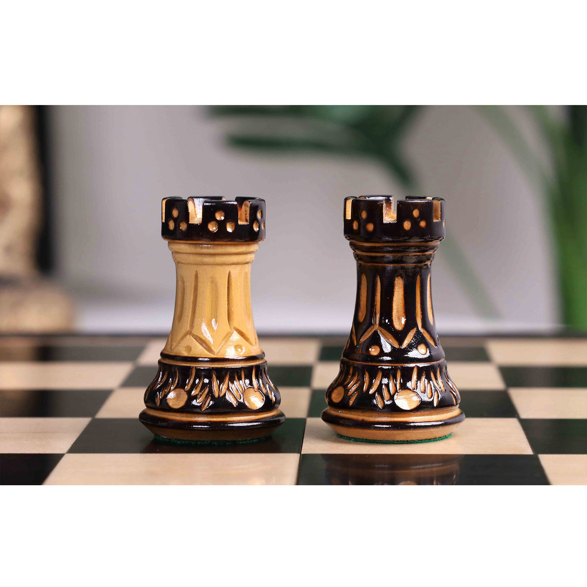 16" Laurel Series Burnt Carving Lacquered Staunton Chess Set – Magnetic Ebony & Maple Wooden Folding Board