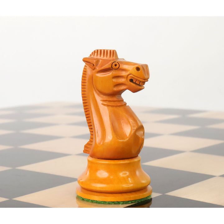 Jeu d'échecs légèrement imparfait du 19ème siècle reproduit par B & Co - Pièces d'échecs uniquement - Bois d'ébène véritable - 4.3″.