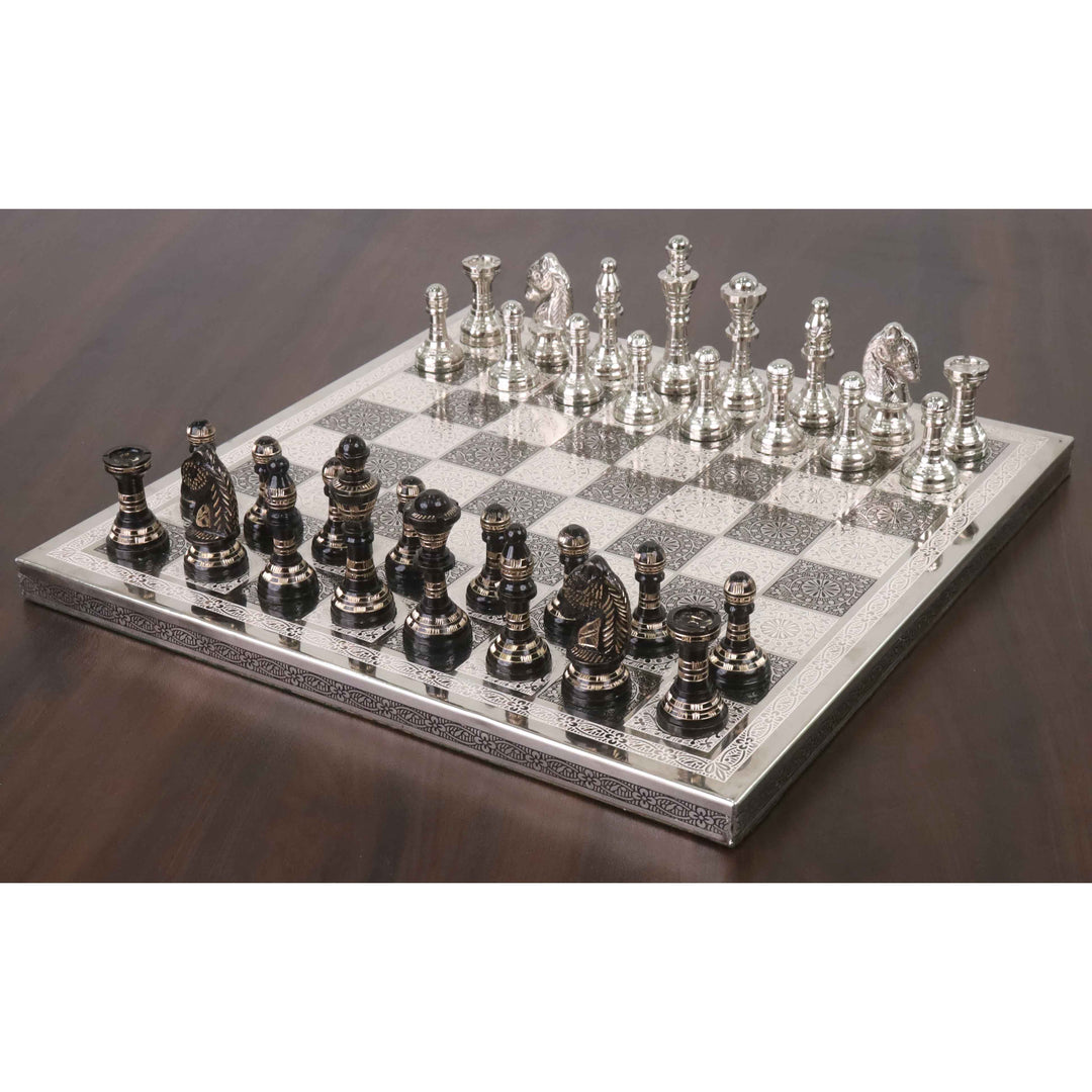 Set di scacchi e scacchiere di lusso in metallo e ottone di ispirazione Staunton - 12" - Arte unica