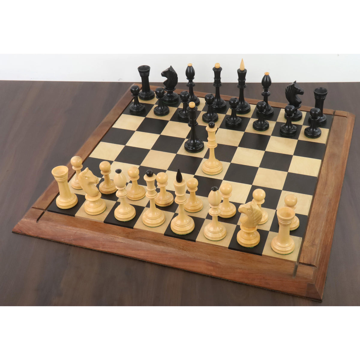 Full 4.8-inch Averbakh Soviet chess set setup on a luxury wooden board.