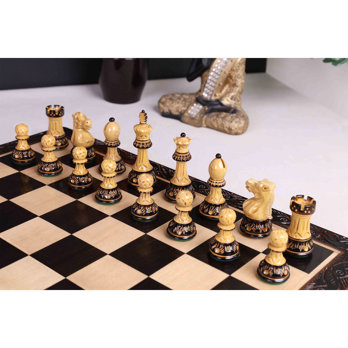 16" Laurel Series Burnt Carving Lacquered Staunton Chess Set – Magnetic Ebony & Maple Wooden Folding Board
