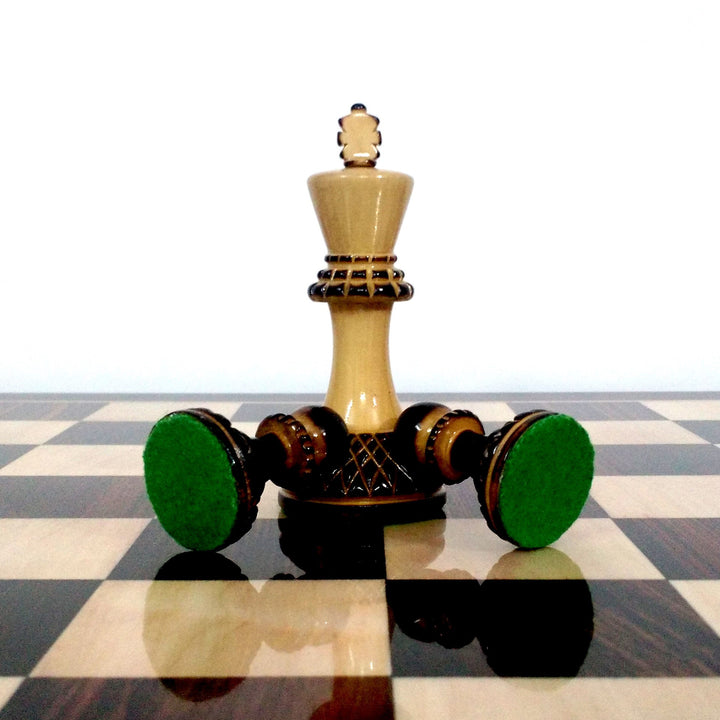 Nieznacznie niedoskonały 3,9” Rzeźbiony zestaw szachowy Parker Staunton - tylko szachy - lakierowane (błyszczące) wykończenie bukszpanu