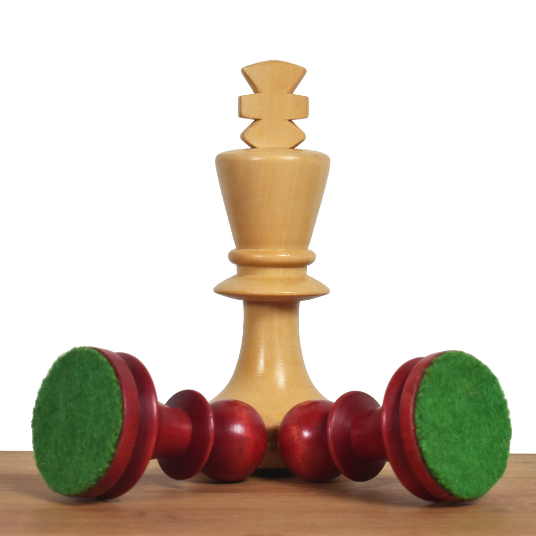 Jeu d'échecs roumano-hongrois de 9,6 cm, légèrement abîmé – Pièces d'échecs uniquement – Bois de buis teinté rouge et lesté