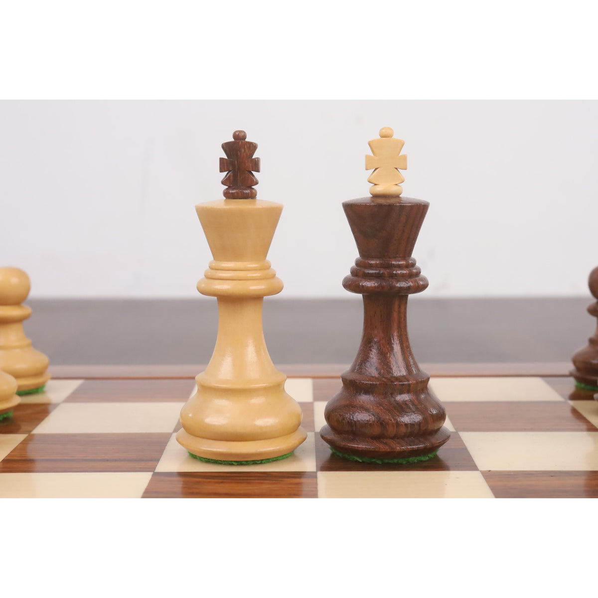 3.1" 俄罗斯萨格勒布国际象棋套装组合 - 金玫瑰木棋子配棋盘和棋盒
