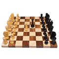 Juego de ajedrez minimalista moderno Berliner de 3,9 pulgadas, ligeramente imperfecto - Solo piezas de ajedrez - Caja de madera de boj ebonizada con peso