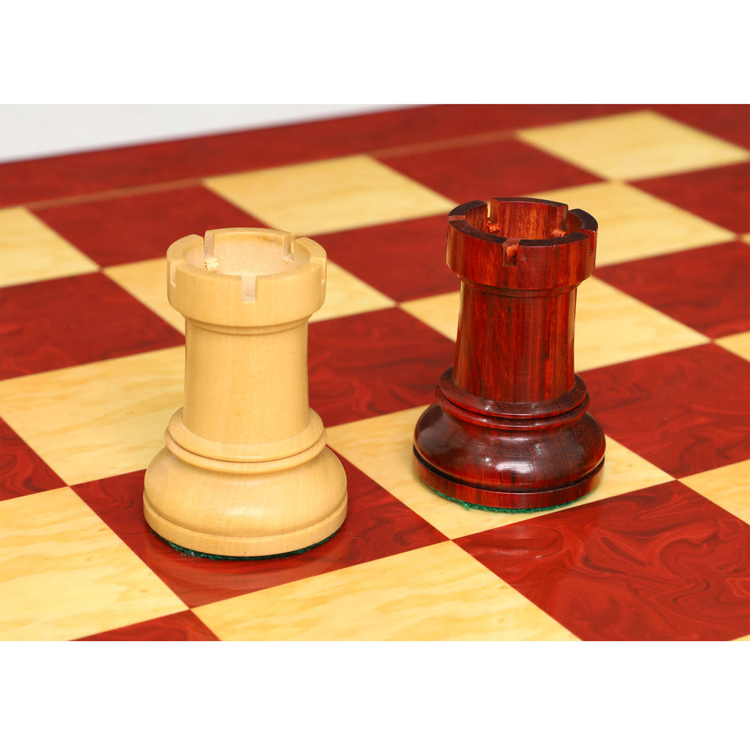 Lot comprenant un jeu d'échecs Fischer Dubrovnik des années 1950, de 3,8 pouces, en bois de rose et buis, avec échiquier et coffret