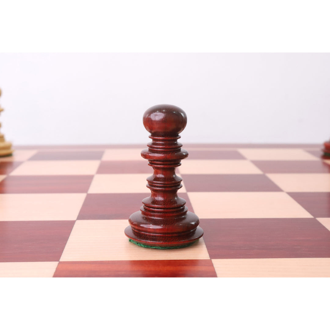Juego de Ajedrez de Lujo Staunton Gallant 4.5" Ligeramente Imperfecto - Sólo piezas de ajedrez - Triple ponderado - Palisandro Bud