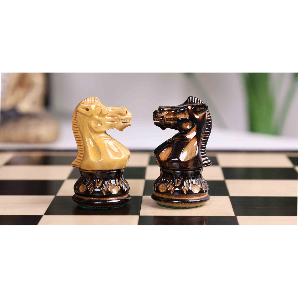 16" Laurel Series Burnt Carving Lacquered Staunton Chess Set – Magnetic Ebony & Maple Wooden Folding Board