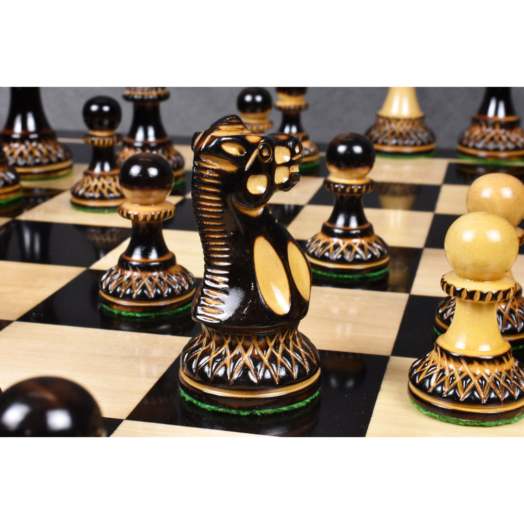 Jeu d'échecs sculpté Parker Staunton 3,9 pouces - Pièces d'échecs uniquement - Finition laquée (brillante) Bois de buis - Liquidation d'entrepôt - Expédition en Europe uniquement