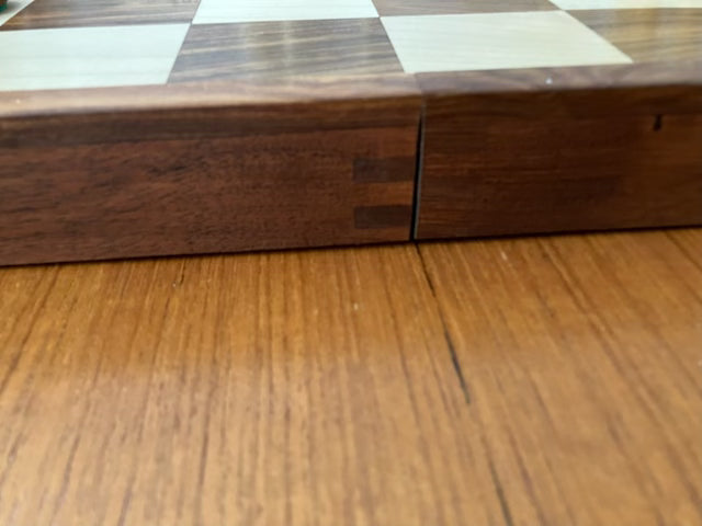 Slightly Imperfect 1950's Dubrovnik Chess Board Folding Style in Golden Rosewood & Maple Wood with Internal Storage - 57 mm square - Warehouse Clearance - Europe Shipping Only