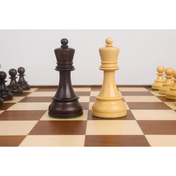 Underside of a weighted Dubrovnik chess piece featuring high-quality green felt for smooth movement.