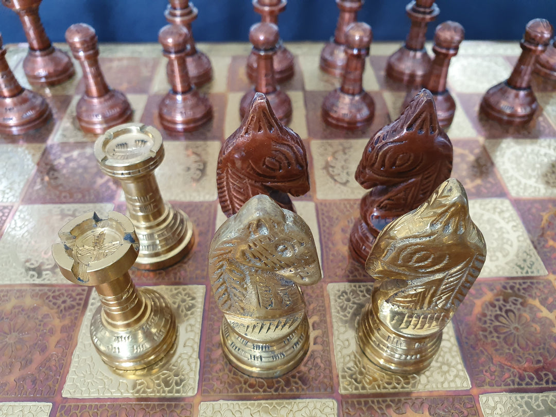 Jeu d'échecs de luxe en laiton légèrement imparfait inspiré de Staunton - 30 cm - Cuivre et or - Œuvre d'art unique - Liquidation d'entrepôt - Expédition en Europe uniquement