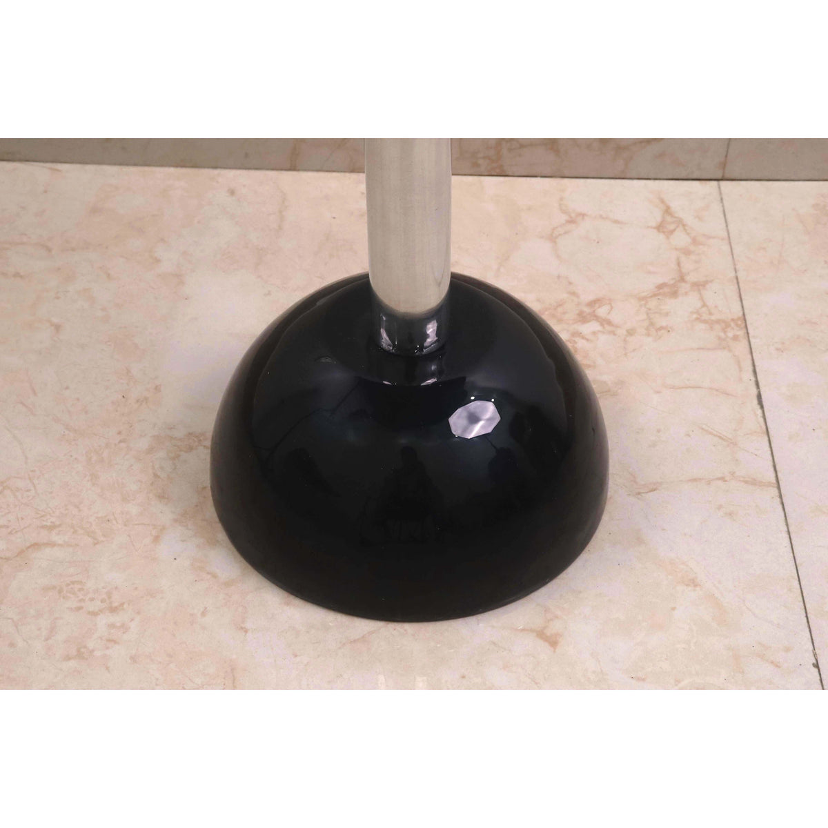 Sturdy black weighted pedestal base for the 21 inch height minimalist brass luxury chess table.