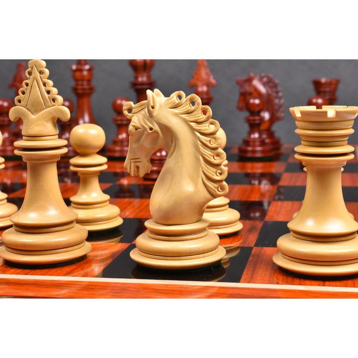 Kombo 4,5" Carvers' Art Luksusowy zestaw szachów - figury z Pączek Drewno Różane z planszą i pudełkiem