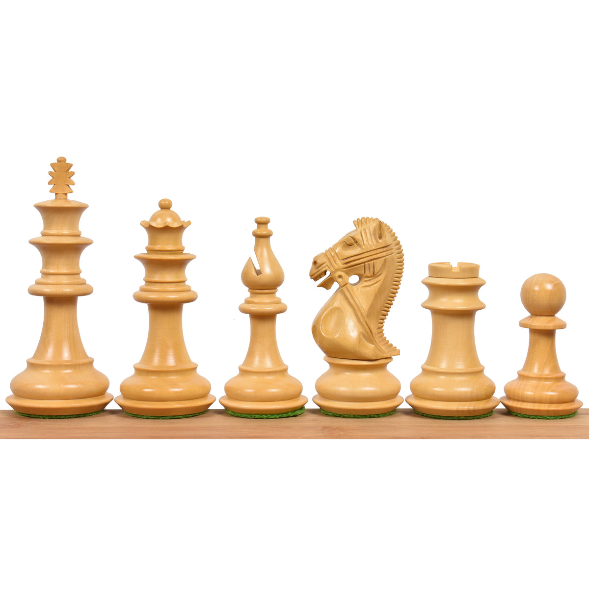 Full set of 4.2 inch Supreme Luxury Staunton pieces in light boxwood.