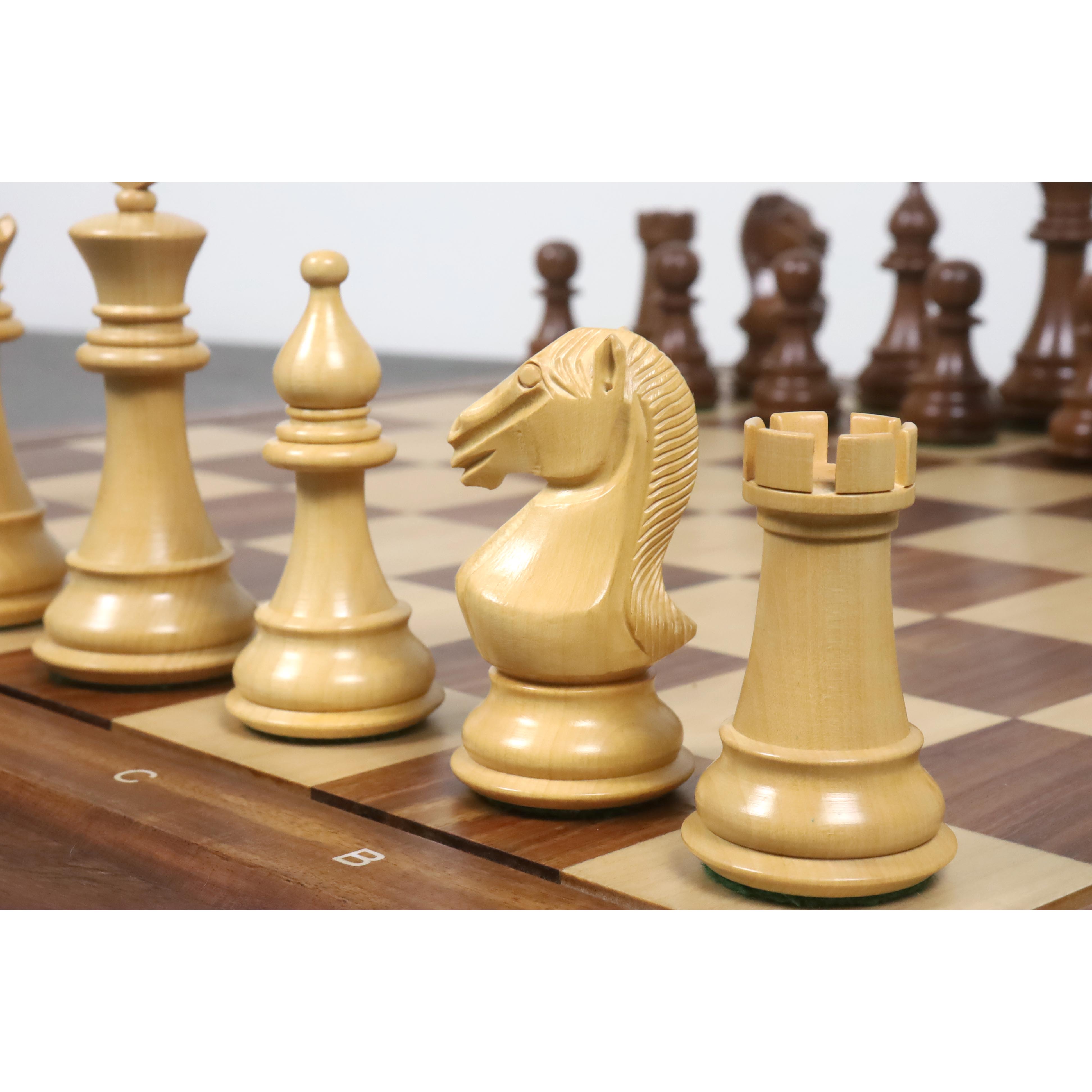Geconcentreerde Jonge Jongen Ontwikkelt Schaakstrategie En Speelt Een Schaakbordspel Met Vriend Familie Thuis Activiteit Hobby Image263340028 Geconcentreerde Jonge Jongen Ontwikkelt Schaakstrategie En Speelt Een Schaakbordspel Met Vriend Familie Thuis Activiteit Hobby Image263340028
